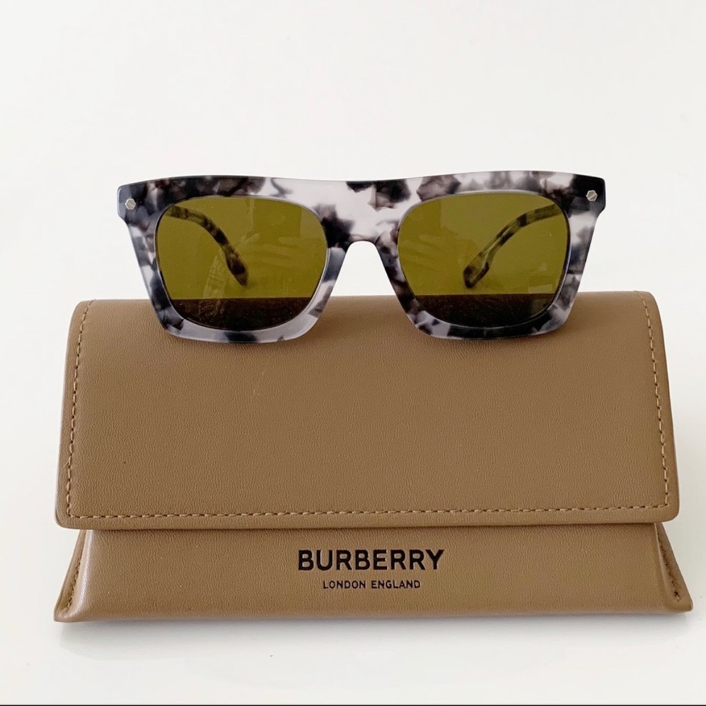 Burberry Sunglasses, New - Picture 11 of 14